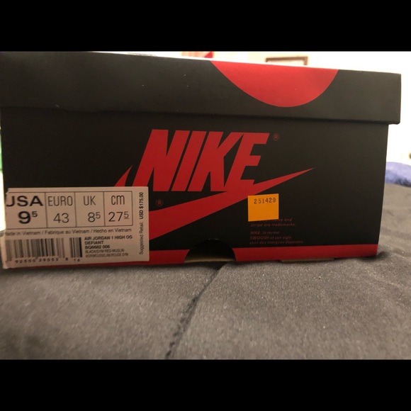 Nike Air Jordan High 1 Defiant Couture main image 4